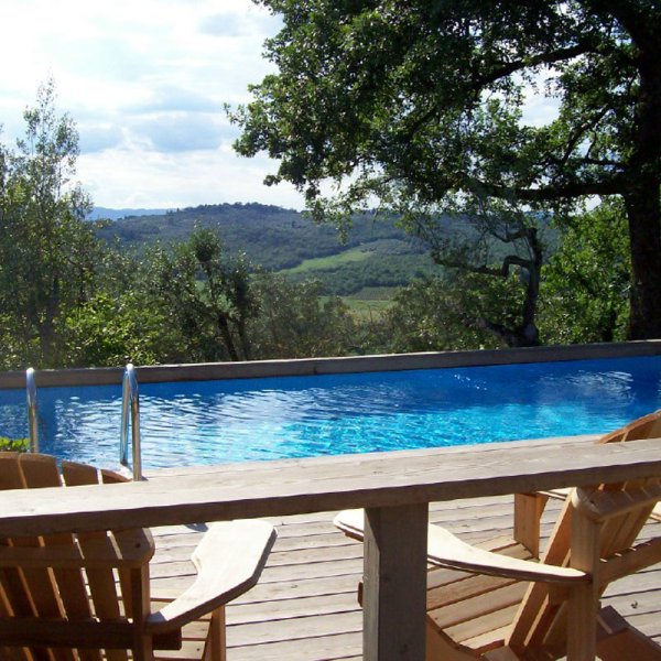 Modernista | Villa for 7 with pool close to a Tuscan village