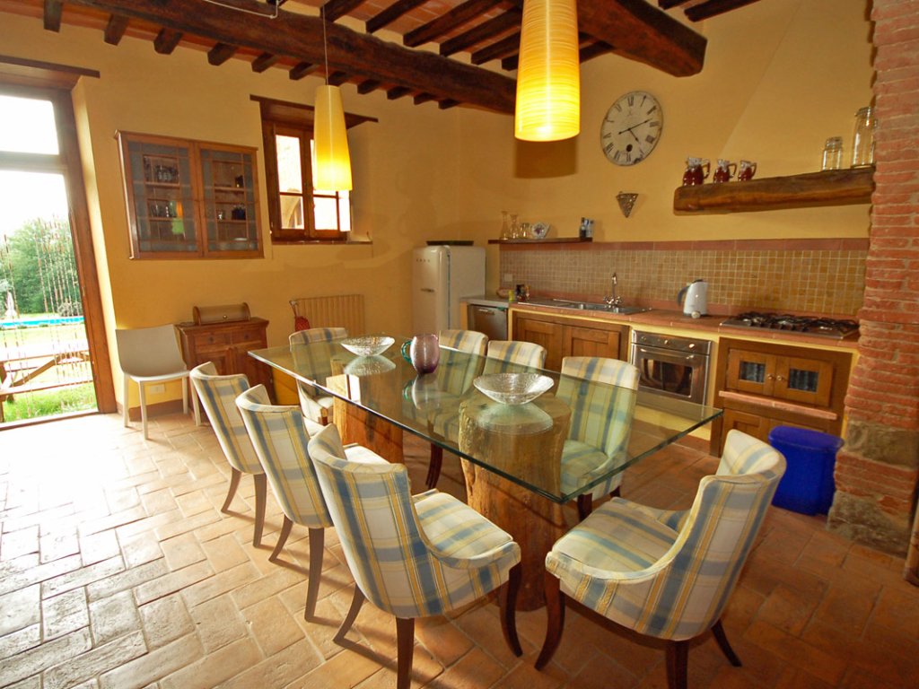 Stalla | Tuscan agriturismo apartment with shared pool